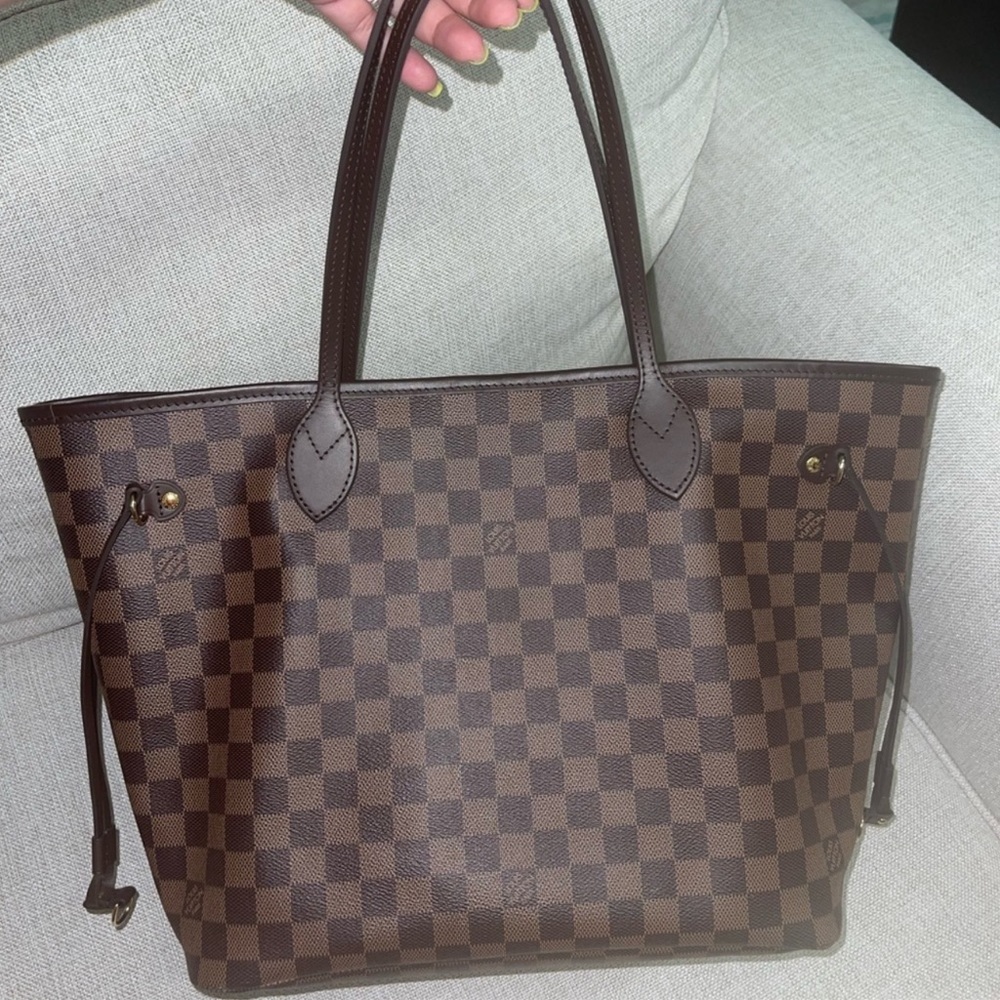 Louis Vuitton Neverfull MM